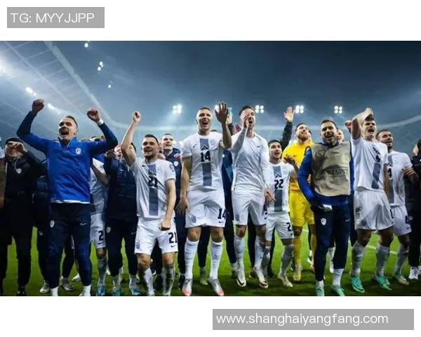 崛起的足球新星带领球队征战世界舞台的辉煌历程与未来展望